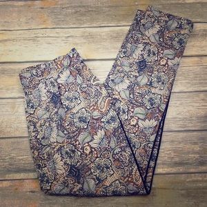 Zara Slim Floral Pants XS ❤️